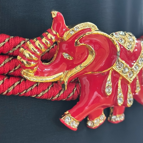🛑🛑SOLD 🌸Vintage Gutos Red Rhinestone Elephant Stretch Belt - Picture 6 of 17